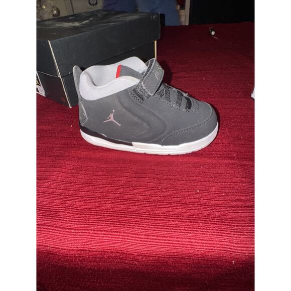 Jordan Toddler￼size6c - Picture 1 of 7
